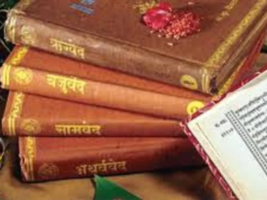 Language and Literature in Ancient India : Sanskrit, Prakrit, and Tamil.